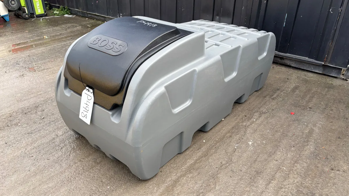 Boss 500L Fuel Bowser ( New ) - Image 3