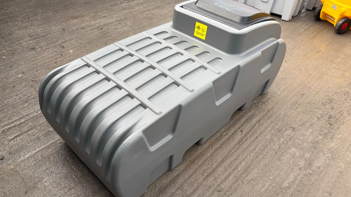 Boss 500L Fuel Bowser ( New ) - Image 4