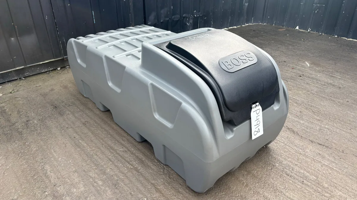 Boss 500L Fuel Bowser ( New ) - Image 1