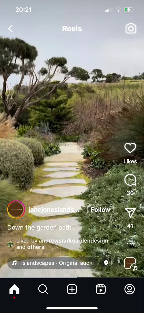 Cotswold Large Cream Garden Flagstones - Image 2