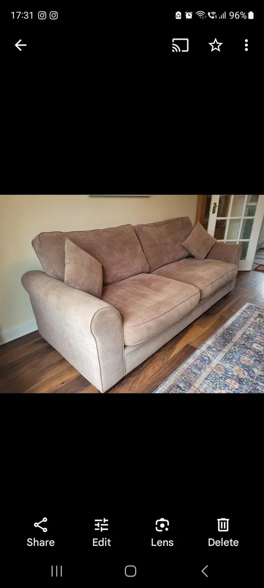 Couch - Image 2