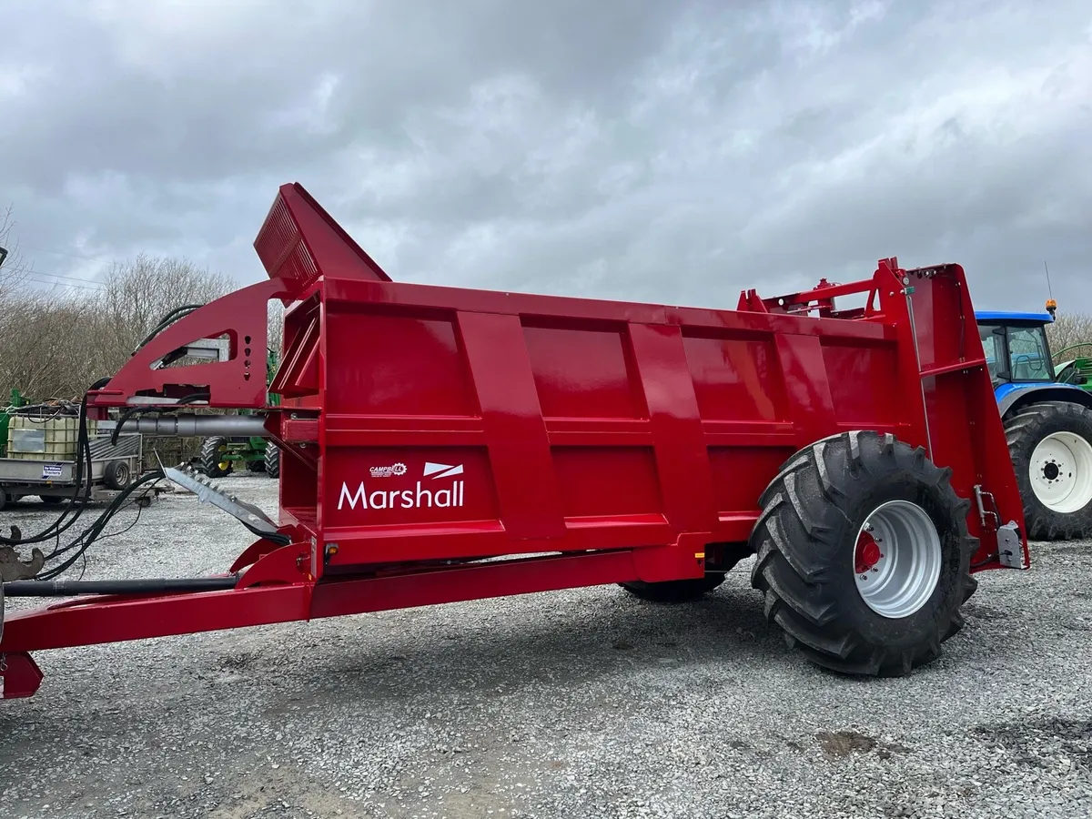 New Marshall Rear Discharge Dung Spreaders - Image 2