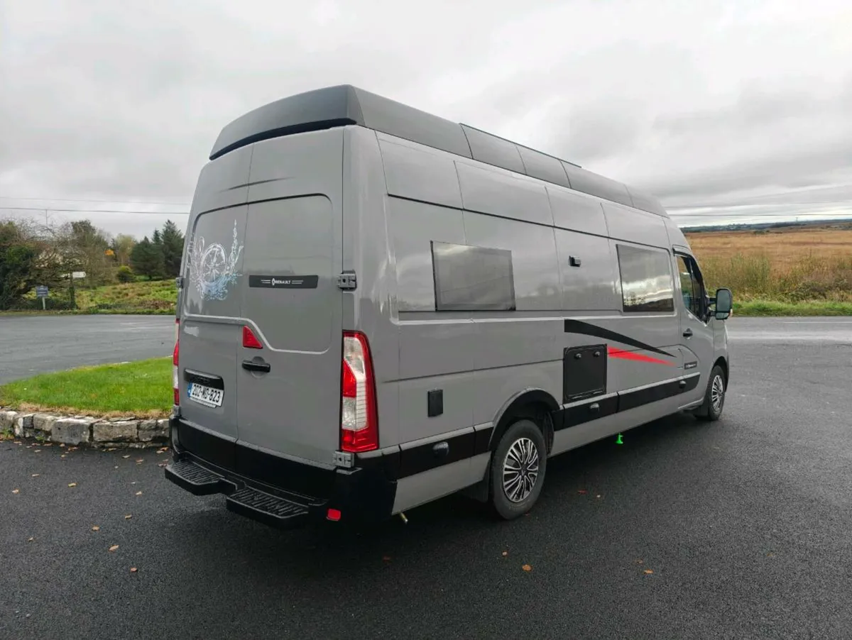 Renault master 2020 year camper van 4 berth - Image 4