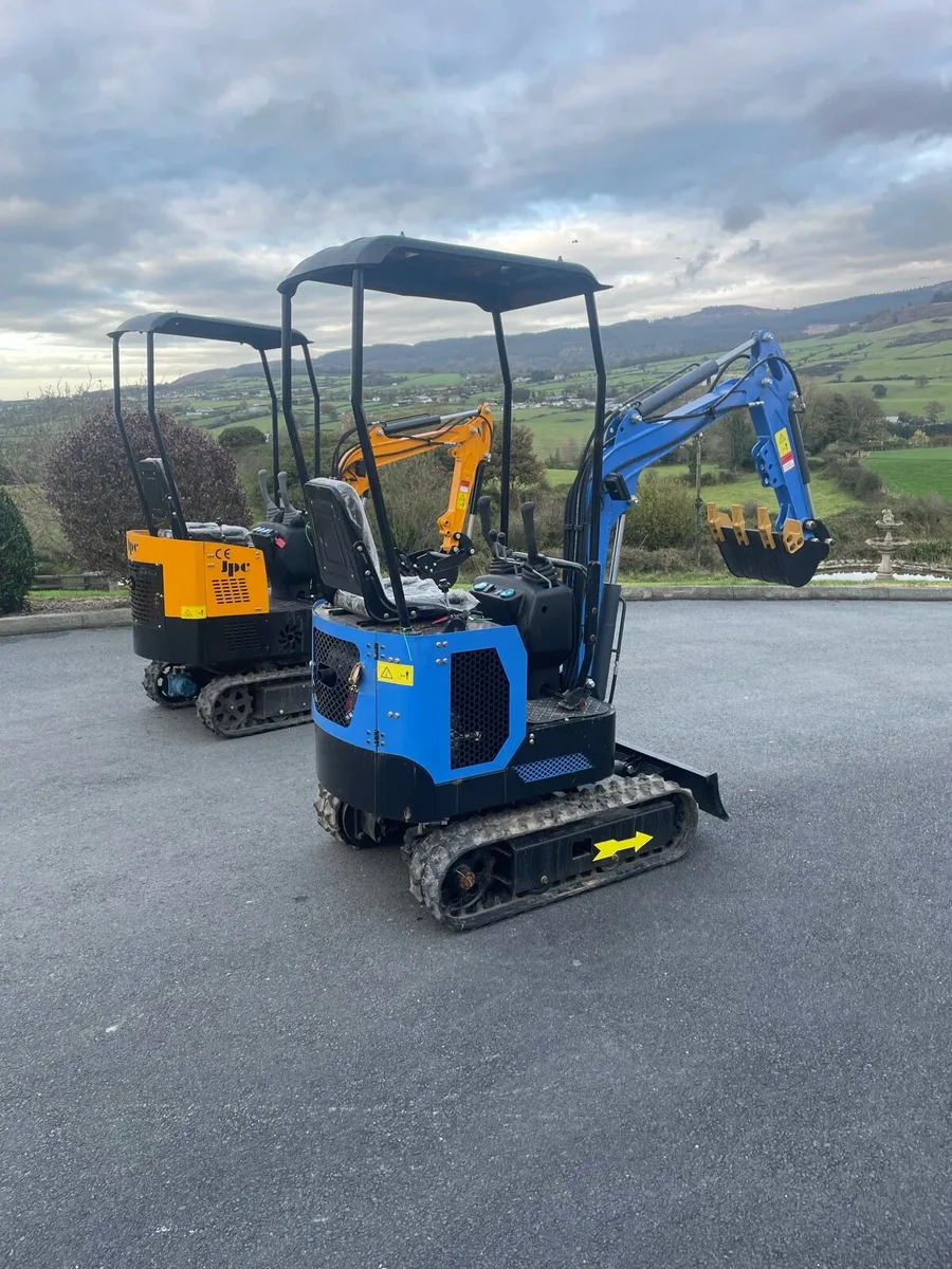 1 ton mini diggers - Image 4