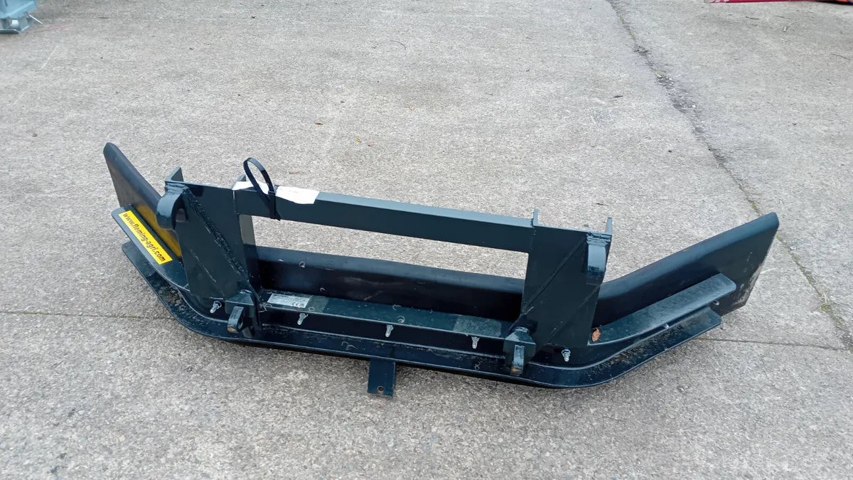 FLeming Yard Scraper - Image 4