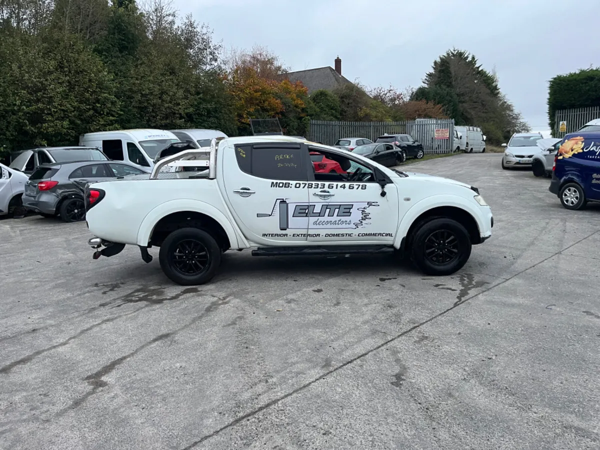 2014 Mitsubishi L200 2.5 TROGAN 4X4 - Image 4