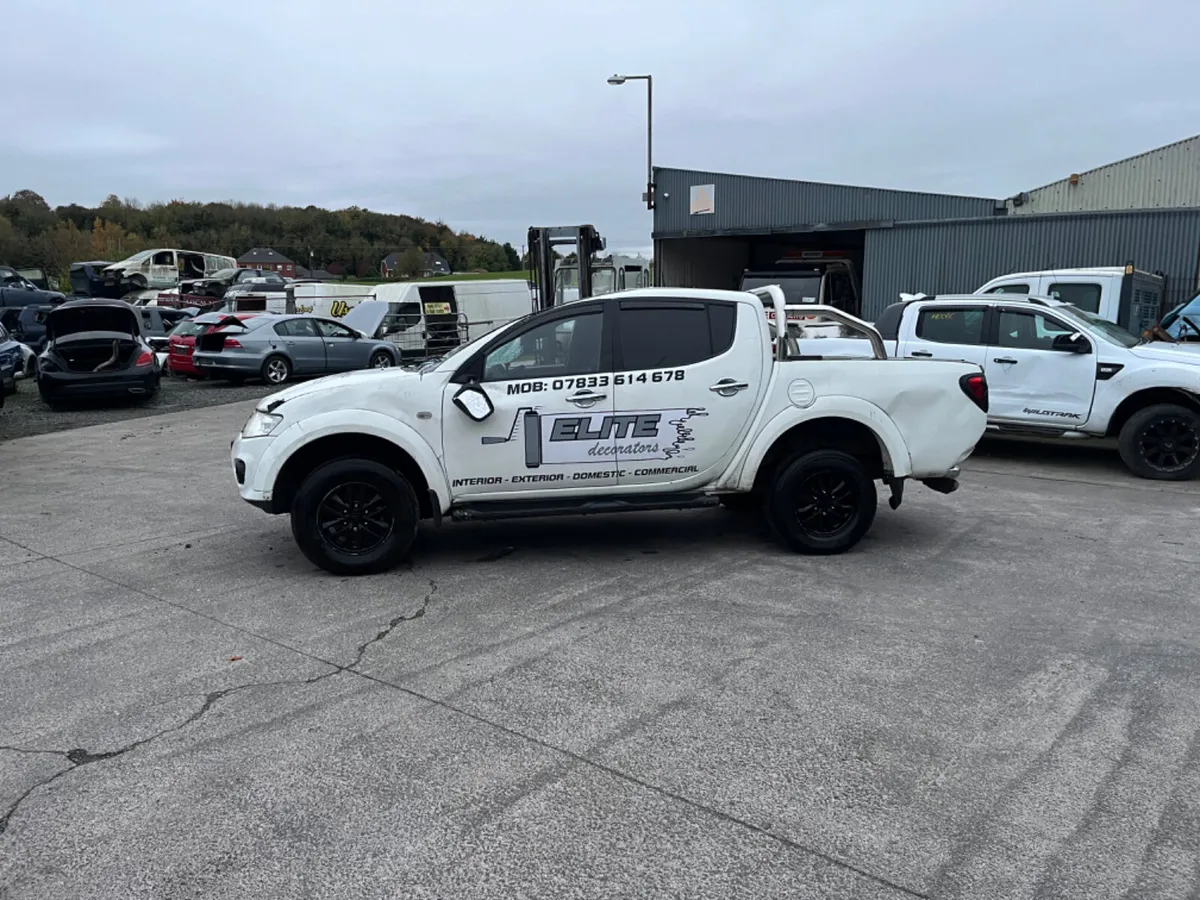2014 Mitsubishi L200 2.5 TROGAN 4X4 - Image 3
