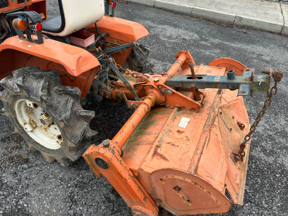 Kubota B1200 compact tractor with Rotavator - Image 3