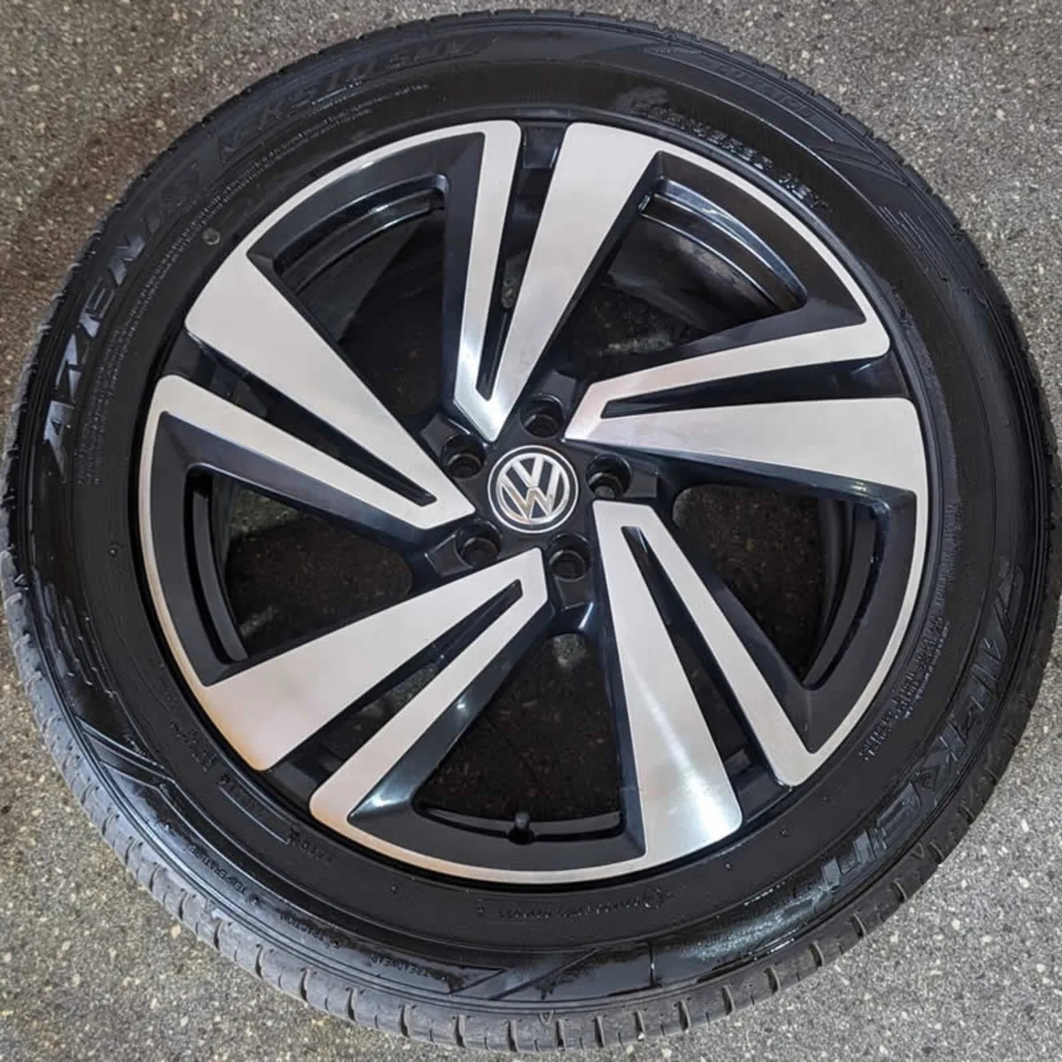 20" GENUINE VW Touareg Nevada ALLOY WHEELS & TYRES - Image 4
