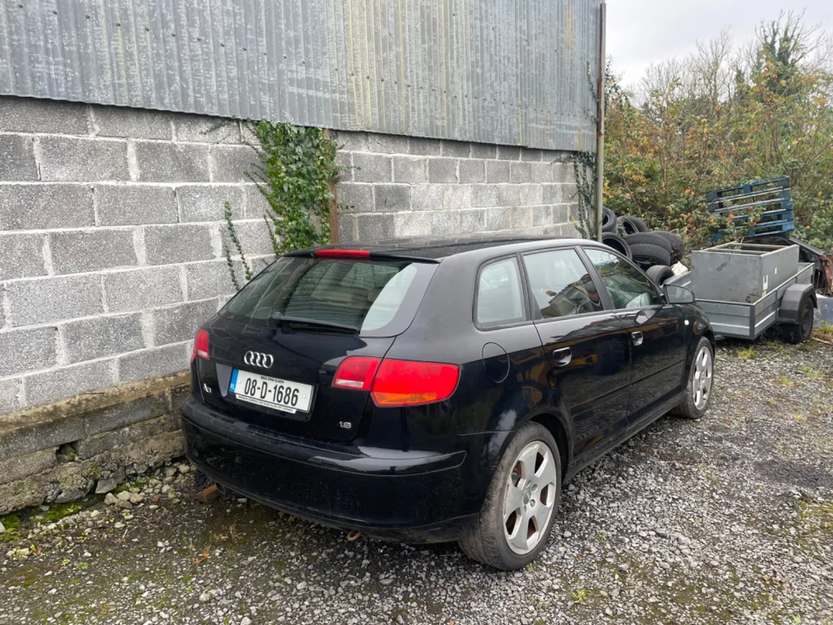 Audi A3 2008 1.6 Petrol automatic for parts only - Image 4