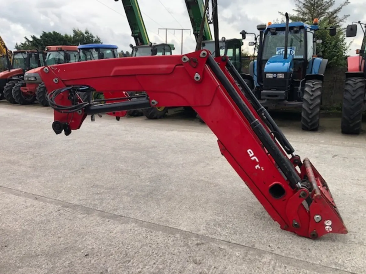 Quicke/MF DM Fit 966 Loader - MF, NH, Case, JD… - Image 2