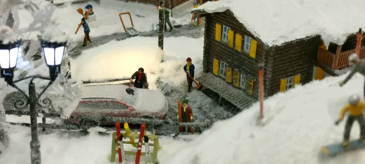 Model Train - Image 4