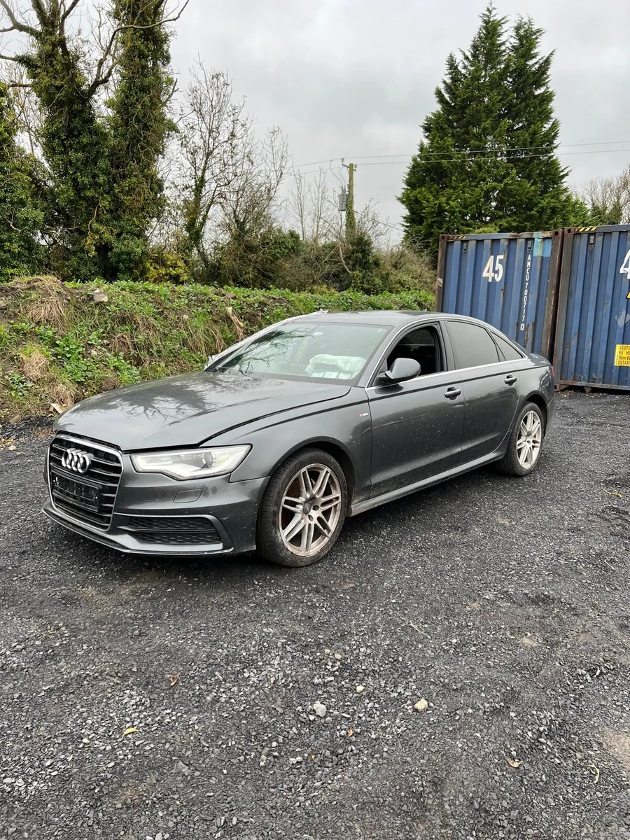 Breaking audi a6 c7 2.0tdi 2012 s line cglc lz7s - Image 1