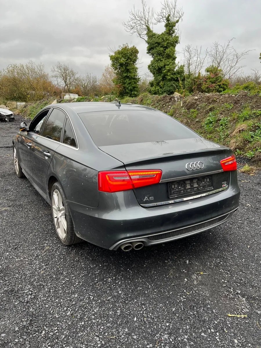 Breaking audi a6 c7 2.0tdi 2012 s line cglc lz7s - Image 4