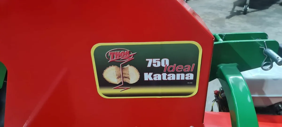 Own this Powerful Thor Katana 750 Saw Bench - Image 3