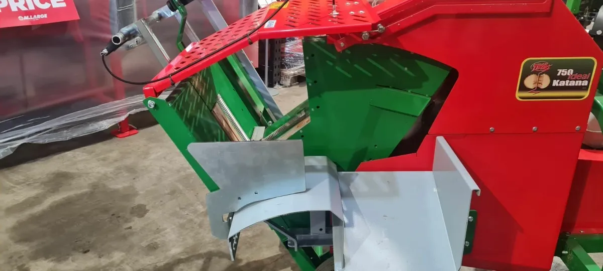 Own this Powerful Thor Katana 750 Saw Bench - Image 4