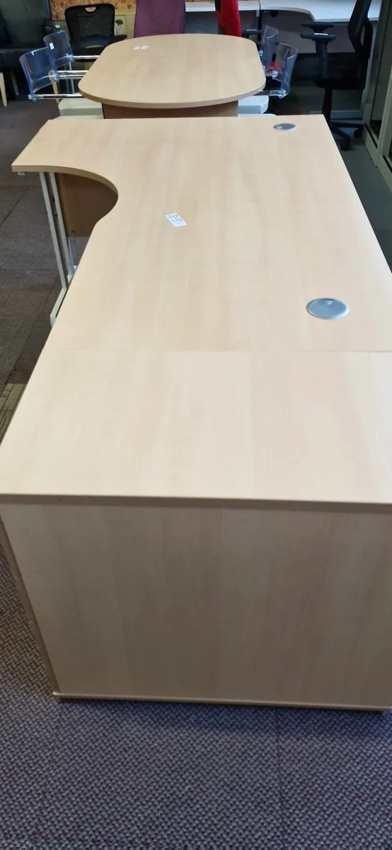Large radial desk set x 1 - Image 2