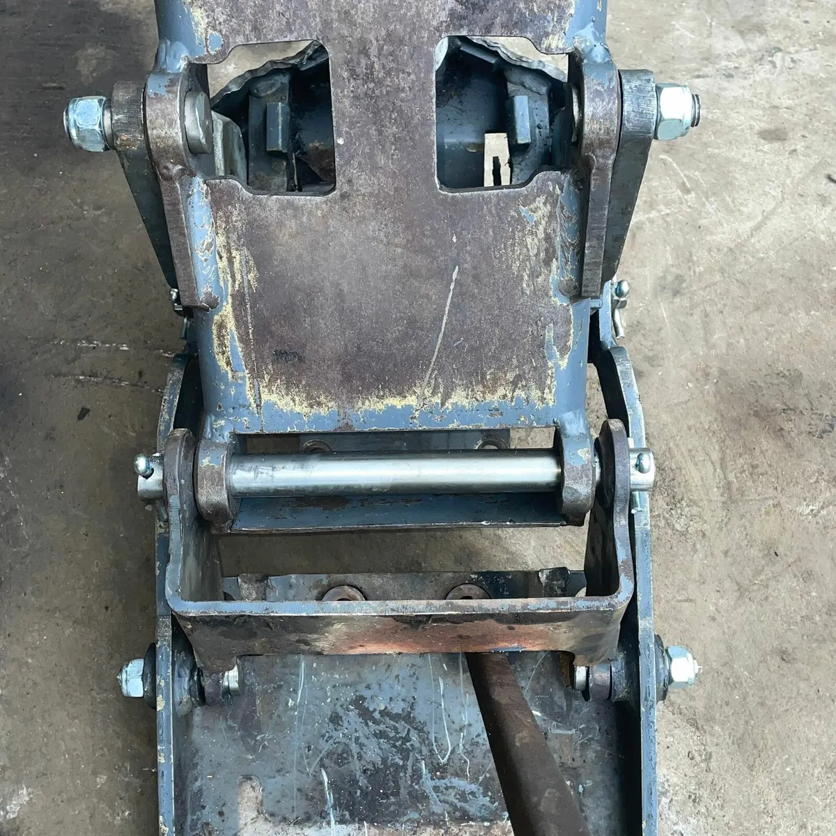 New Holland Hitch - Image 4