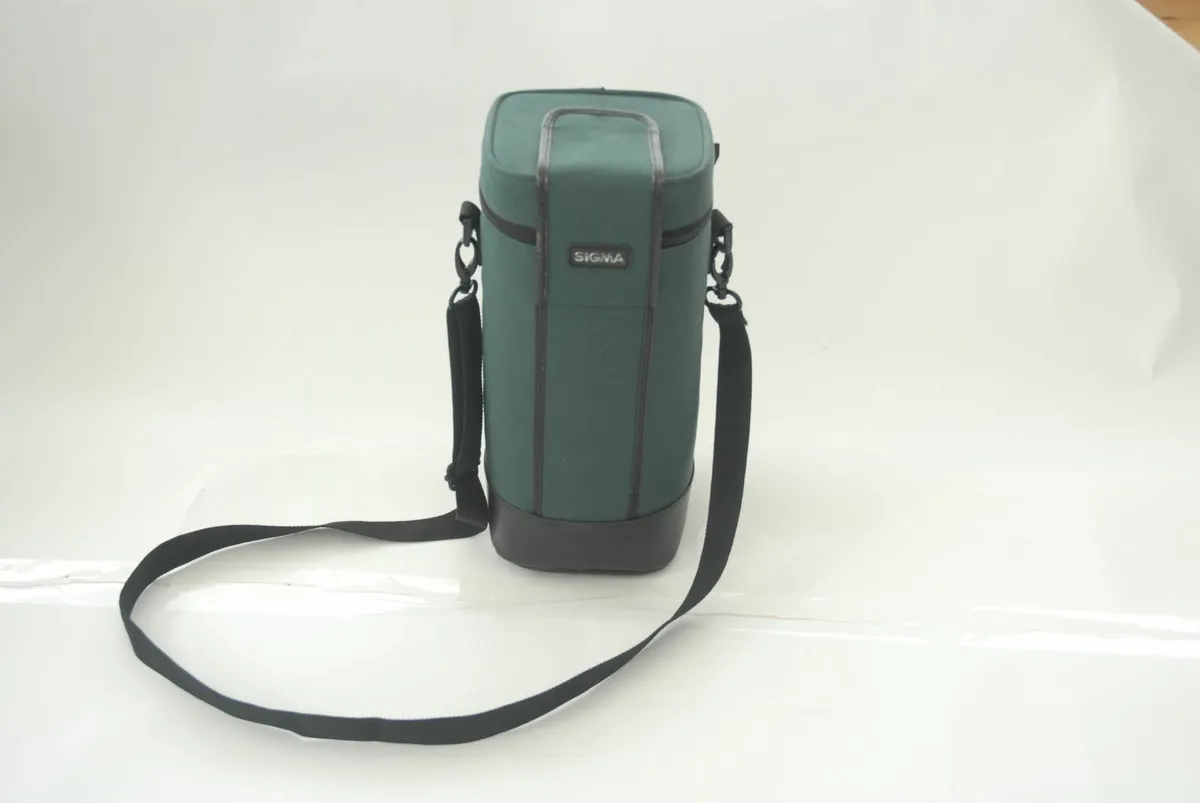 Sigma 170 - 500 Telephoto APO - D Lens - Nikon Fit - Image 2