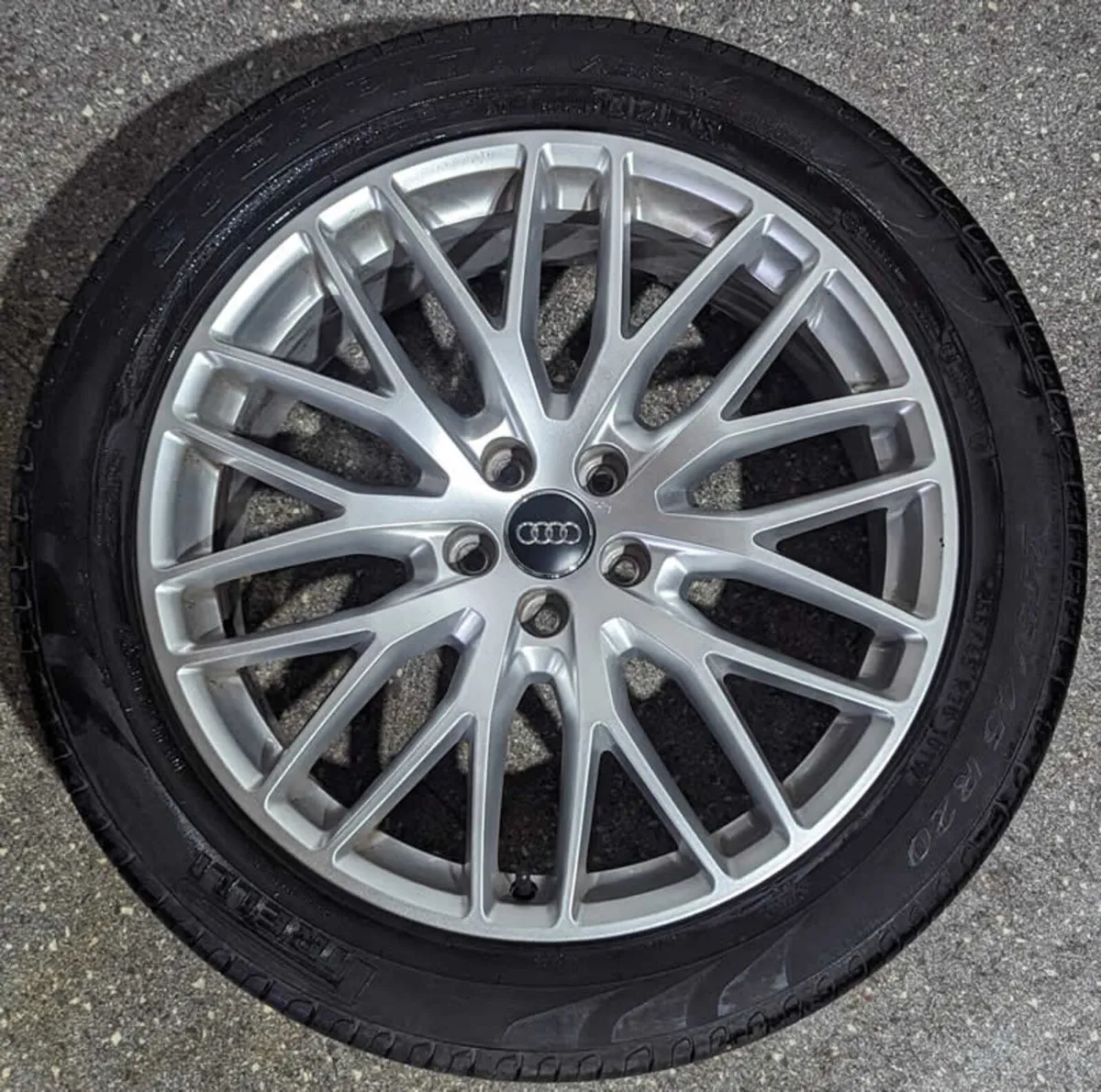 20" GENUINE OEM AUDI Q5 ALLOY WHEELS & TYRES - Image 2