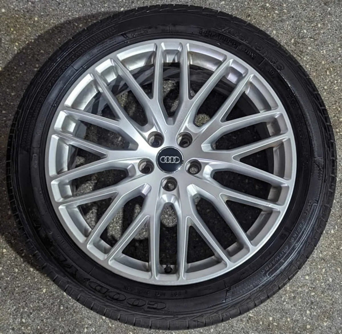 20" GENUINE OEM AUDI Q5 ALLOY WHEELS & TYRES - Image 3