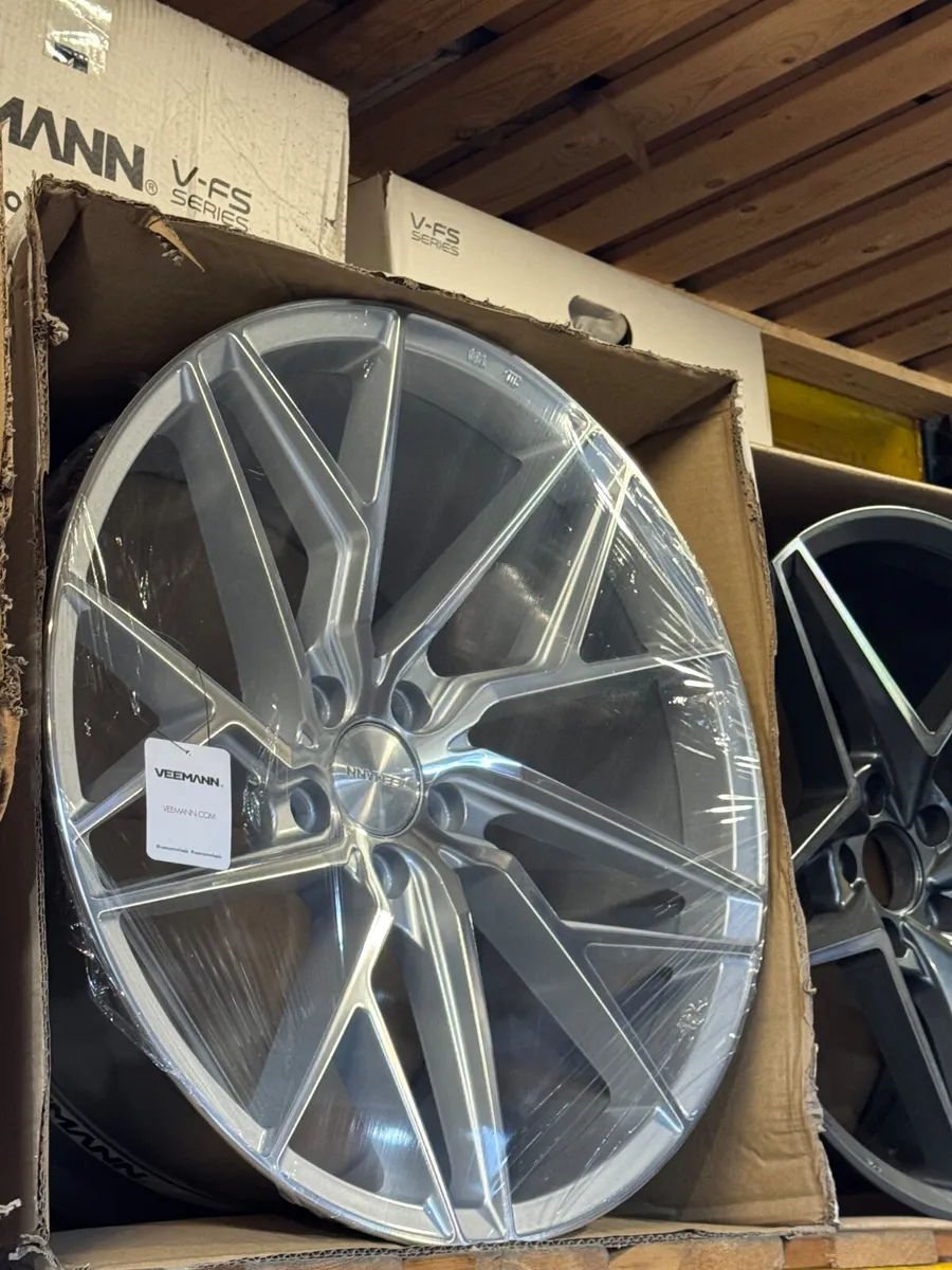 20” veemann vfs44 10” all round 5x112