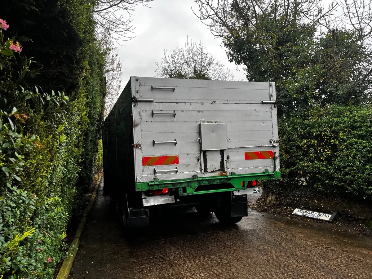 Grain trailer - Image 3