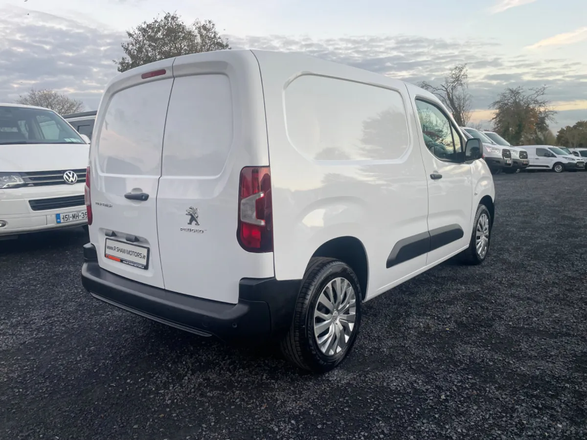 Peugeot Partner - Image 1