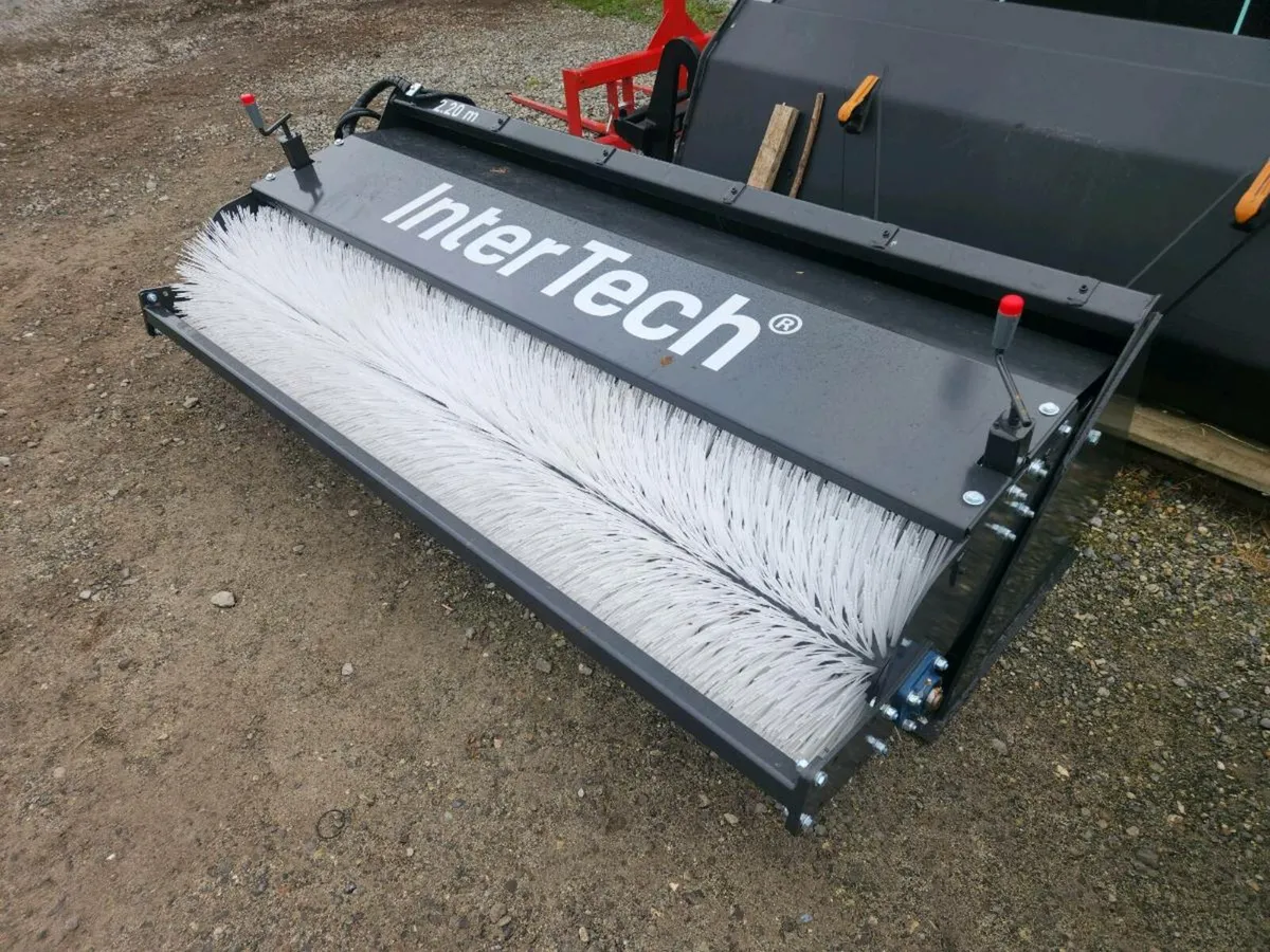 Road sweepers - Image 4