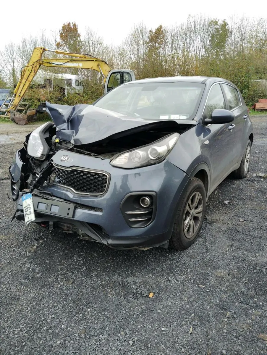 Breaking Kia Sportage 2016 1.7crdi - Image 2