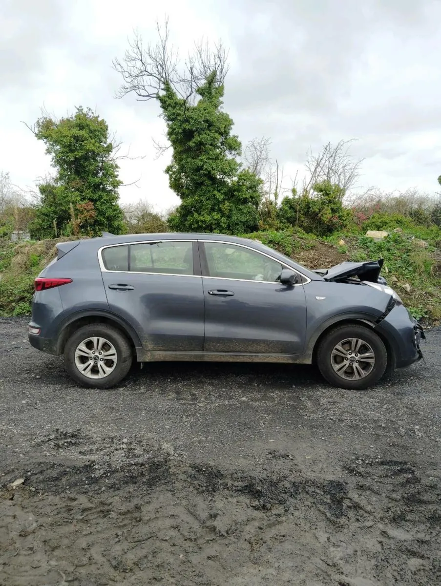 Breaking Kia Sportage 2016 1.7crdi - Image 4