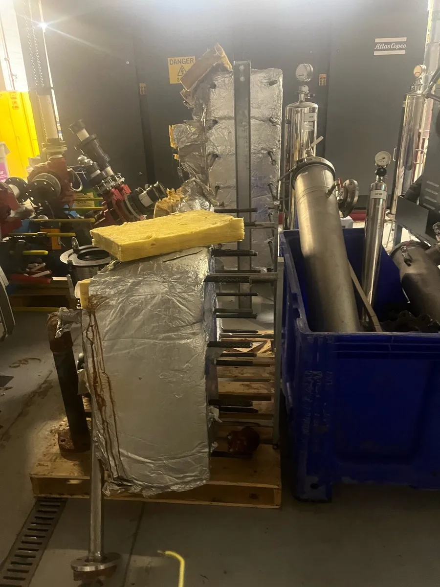 Heat exchanger and filters - Image 2
