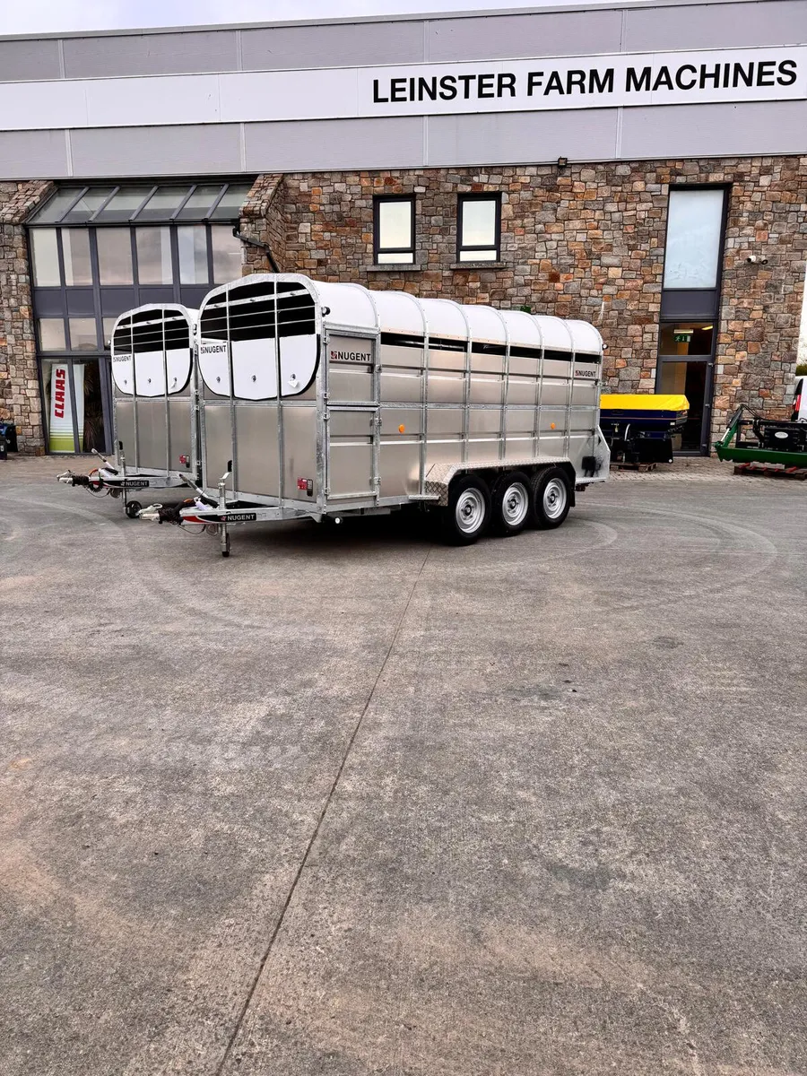 Nugent livestock trailer - Image 1