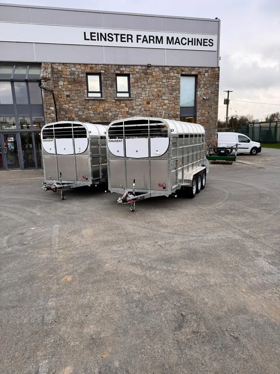 Nugent livestock trailer - Image 2