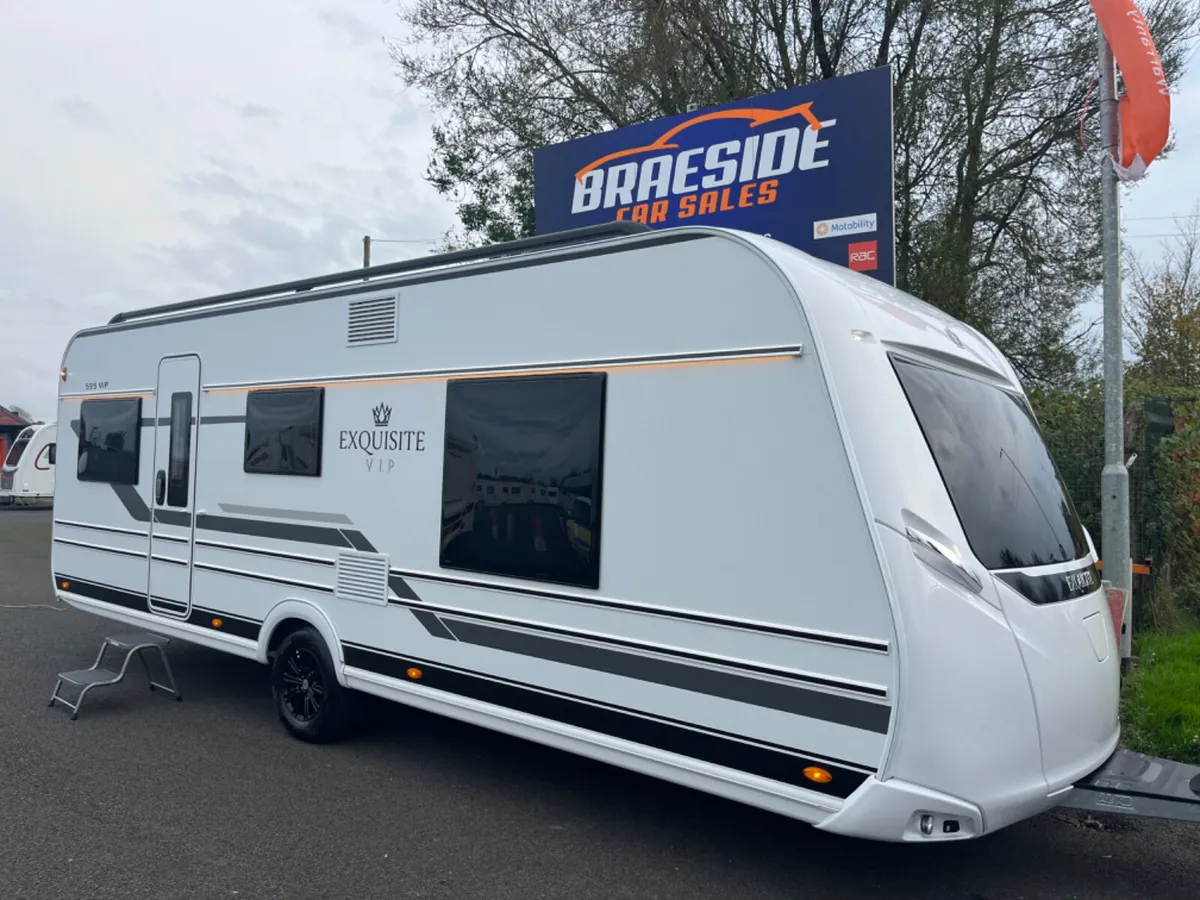 NEW LMC 595 VIP EXQUISITE 4/5 BERTH LUX CARAVAN - Image 1