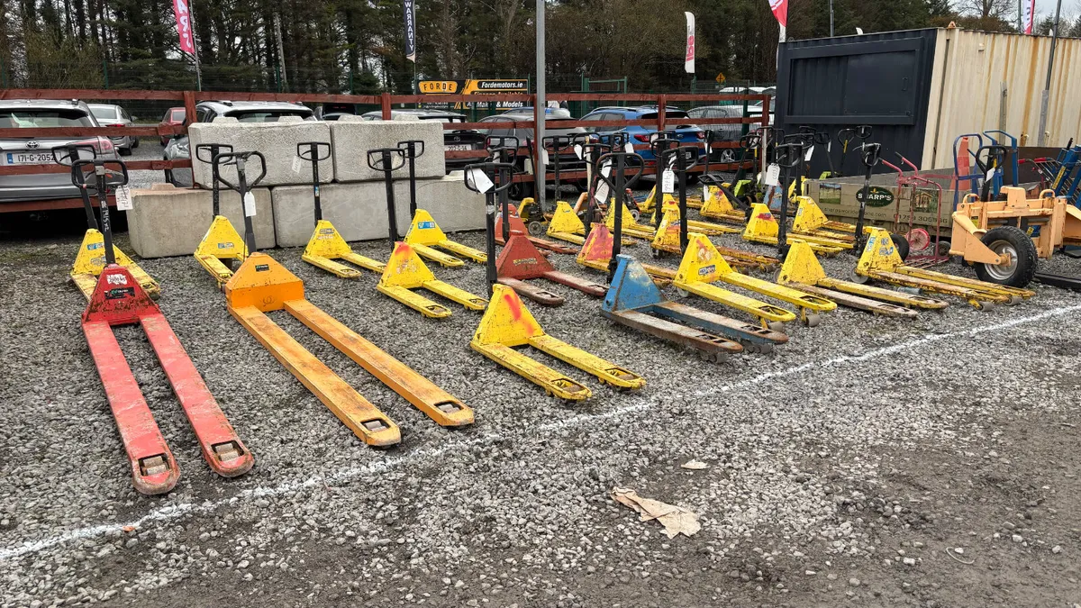 Large Selction Of Pallet Trucks - Image 1