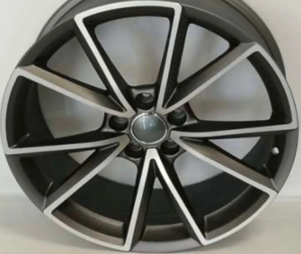 18” rs4 5x112 grey / polished