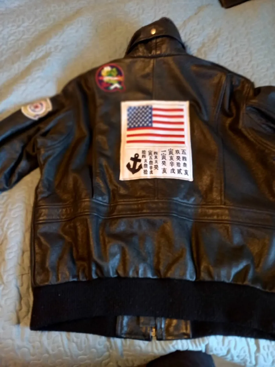 Motorcycle gear - Image 3