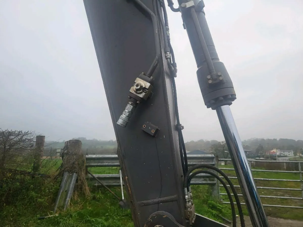 Volvo ecr145el - Image 4