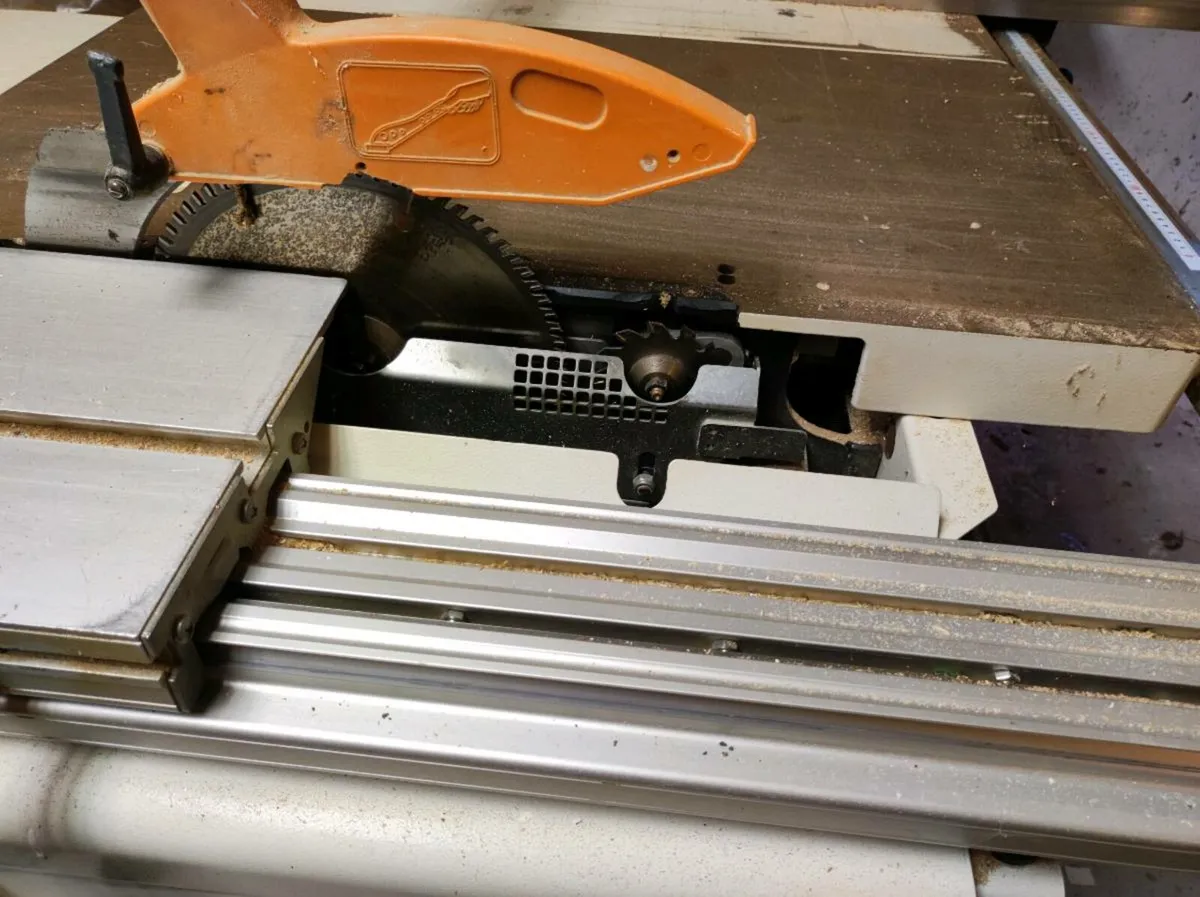 SCM SC2 Panel Saw - Image 3