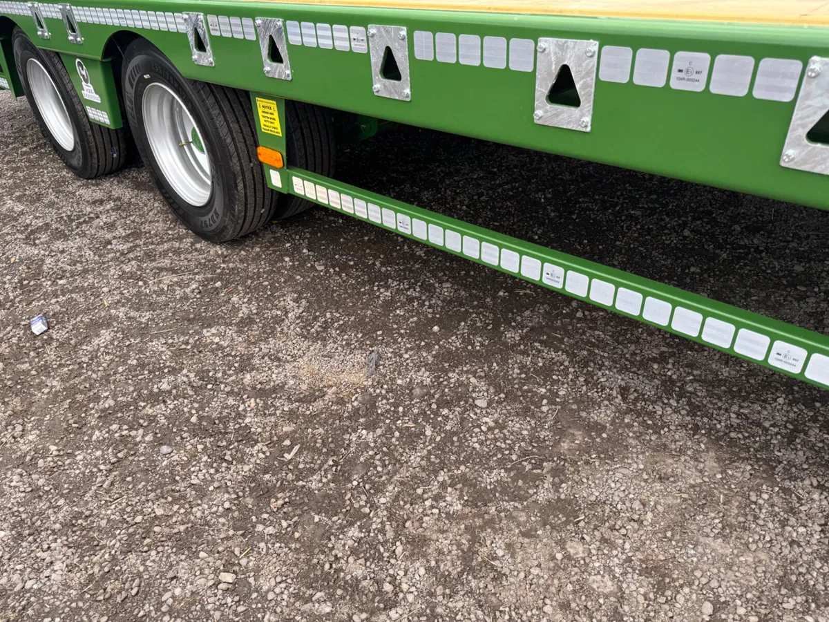 Hogg Lowloader - Image 3