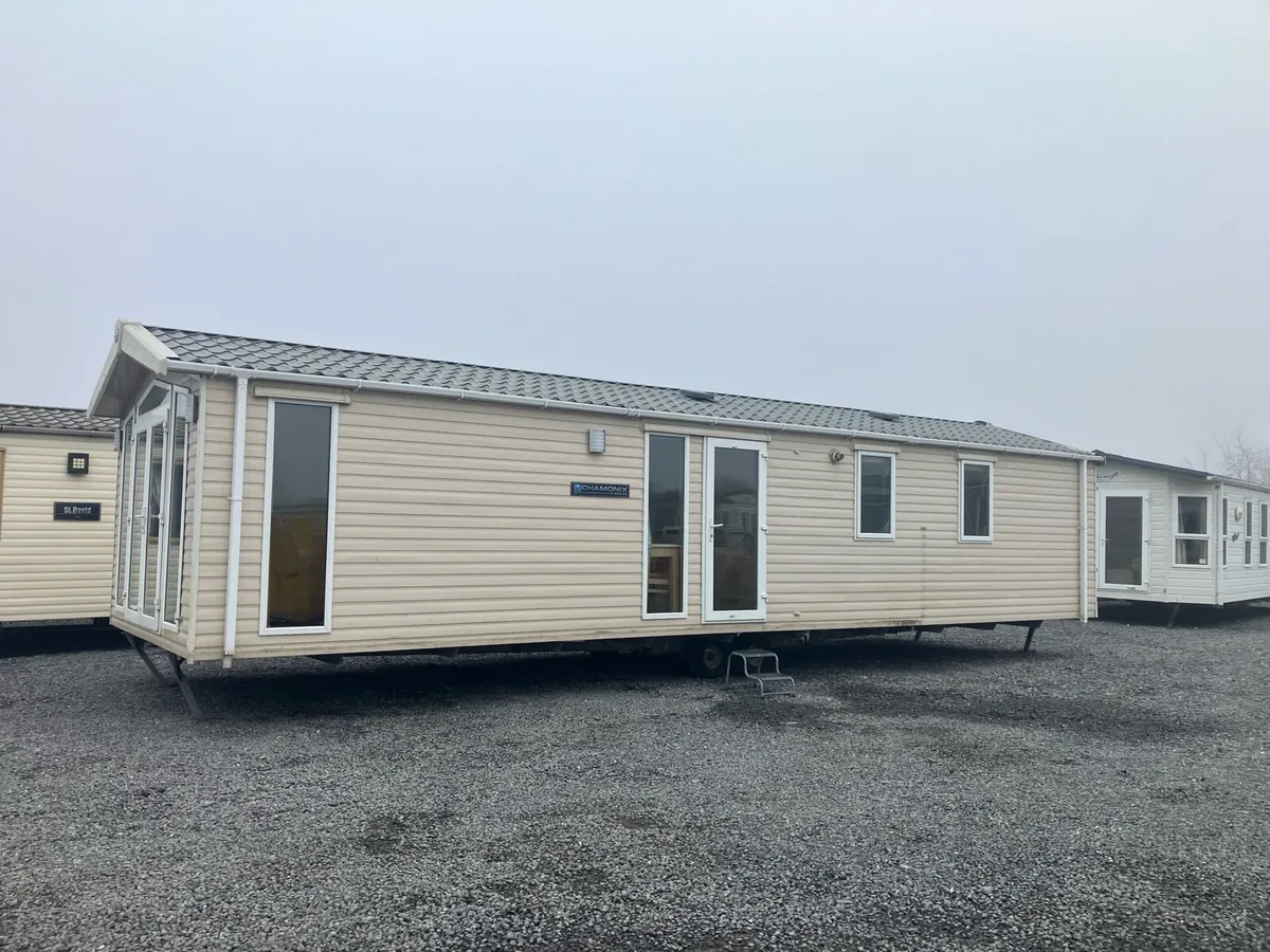 SNAPPED UP. I’M HOT AND I KNOW IT. LOOK AT ME - Image 2