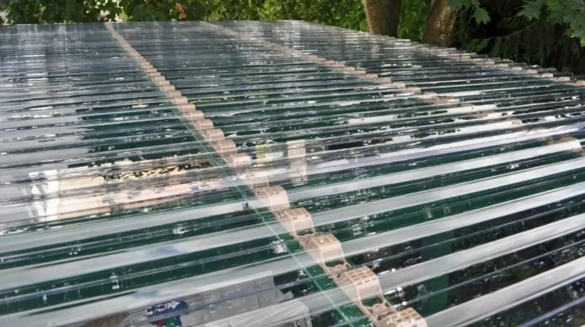 Polycarbonate sheeting - Image 1