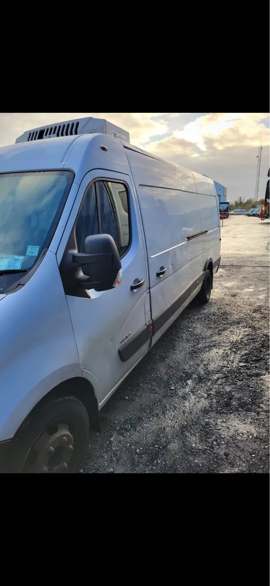 2014 Renault  master rwd for breaking - Image 4