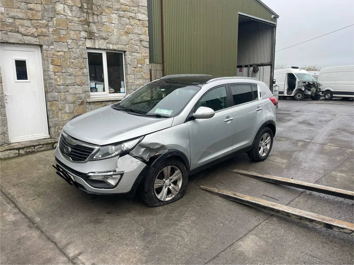 2011 Kia sportage 1.7 diesel for dismantling
