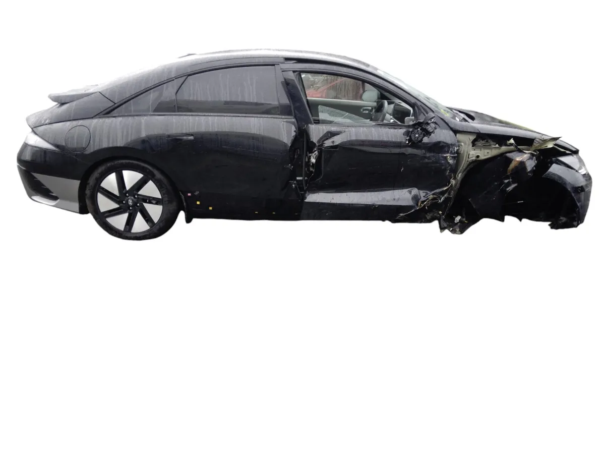2023 HYUNDAI IONIQ 6 For Breaking/Dismantling - Image 3