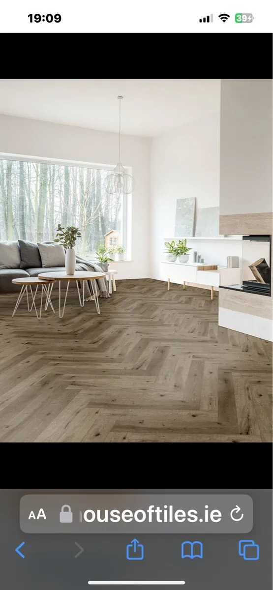 Herringbone laminate floor 12mm - Image 4