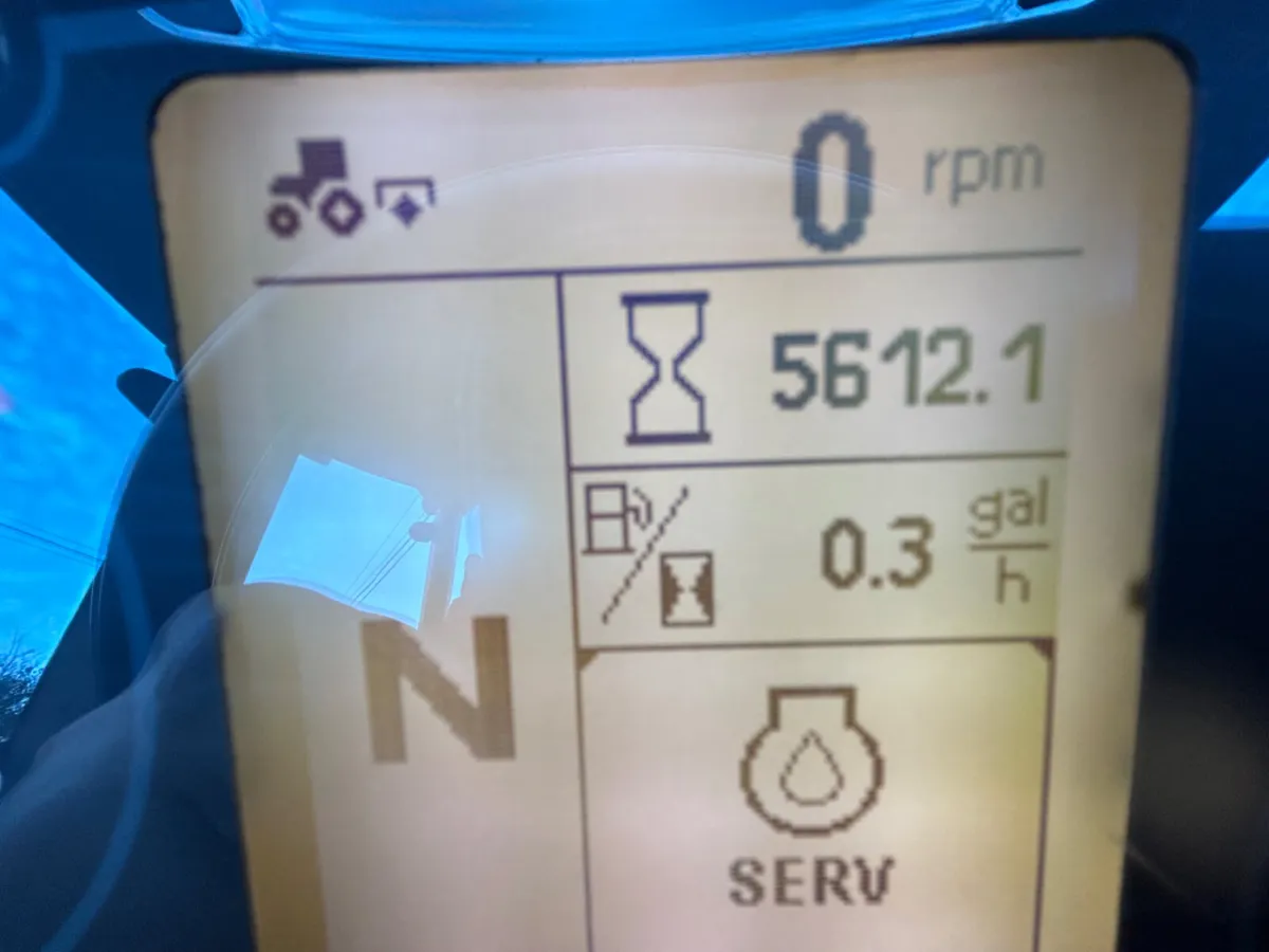 2018 Case Farmall 115C with Loader - Image 4