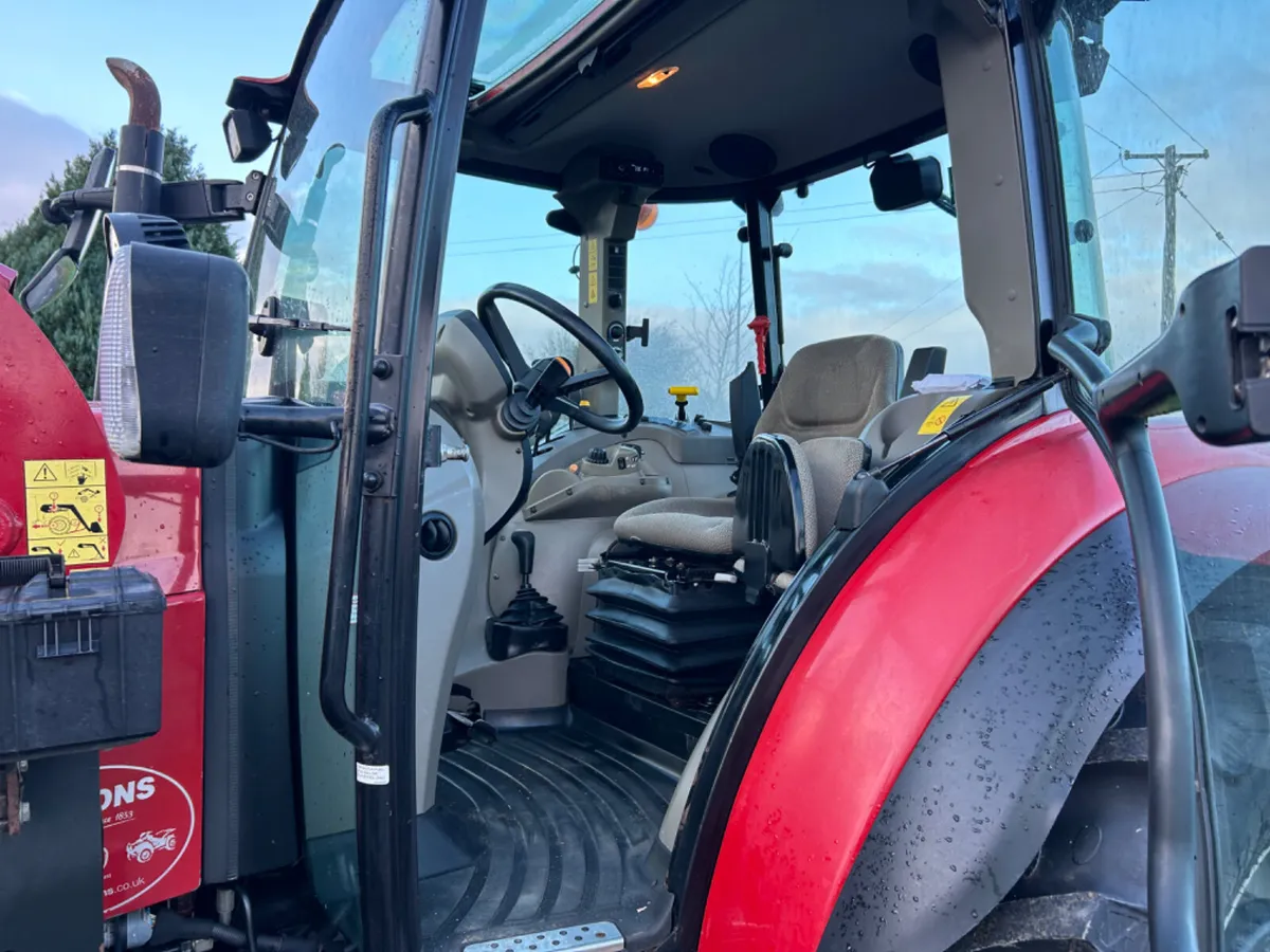 2018 Case Farmall 115C with Loader - Image 3