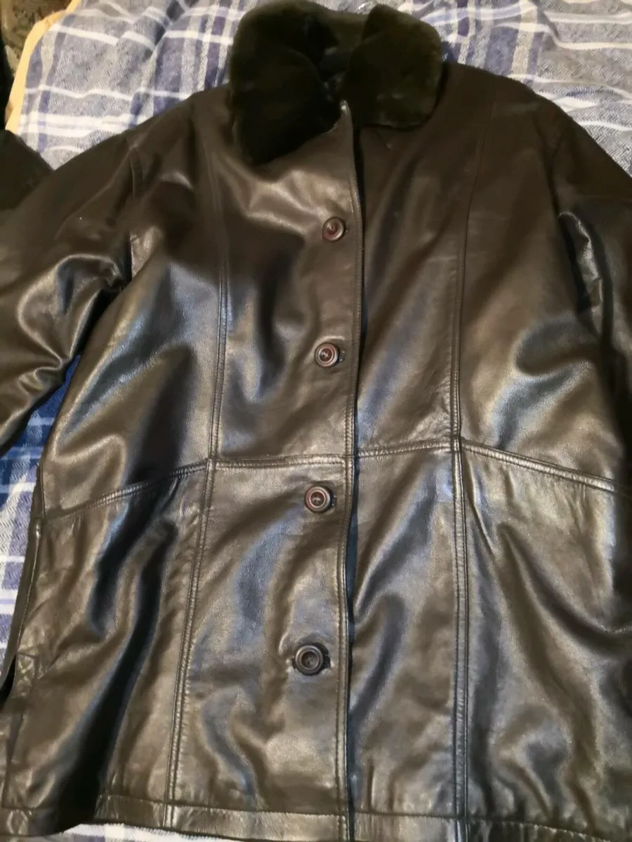 2 genuine sheep leather jacket with fur collar - Image 4